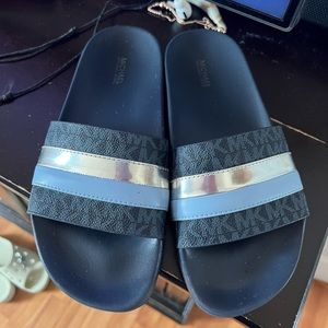 Michael kors sandals navy